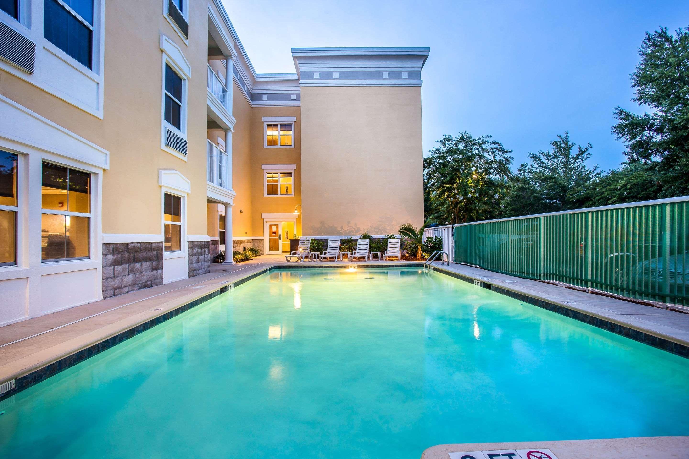 Comfort Suites At Isle Of Palms Connector Mount Pleasant Esterno foto